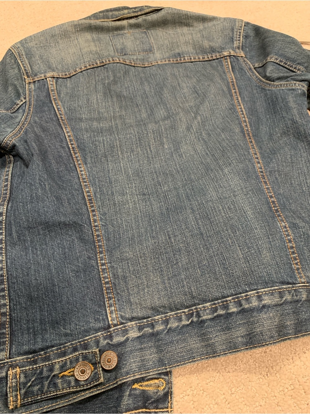 Levi’s Classic Blue Men’s Denim Jacket - Picture 10 of 10